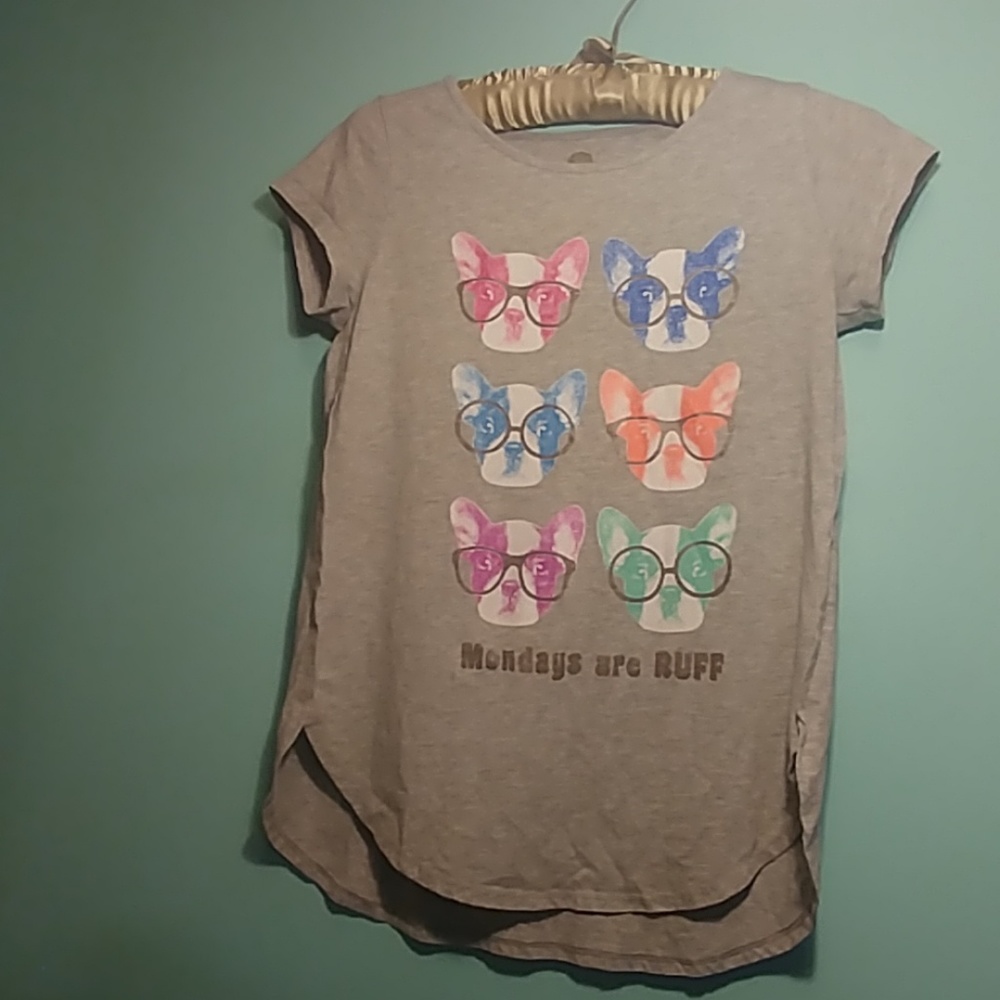 'Mondays are RUFF' T-shirt